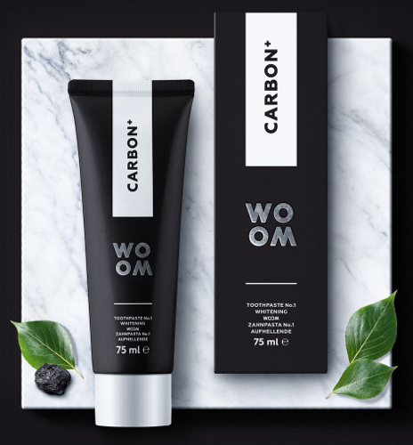 WOOM CARBON czarna pasta wybielająca z aktywym węglem